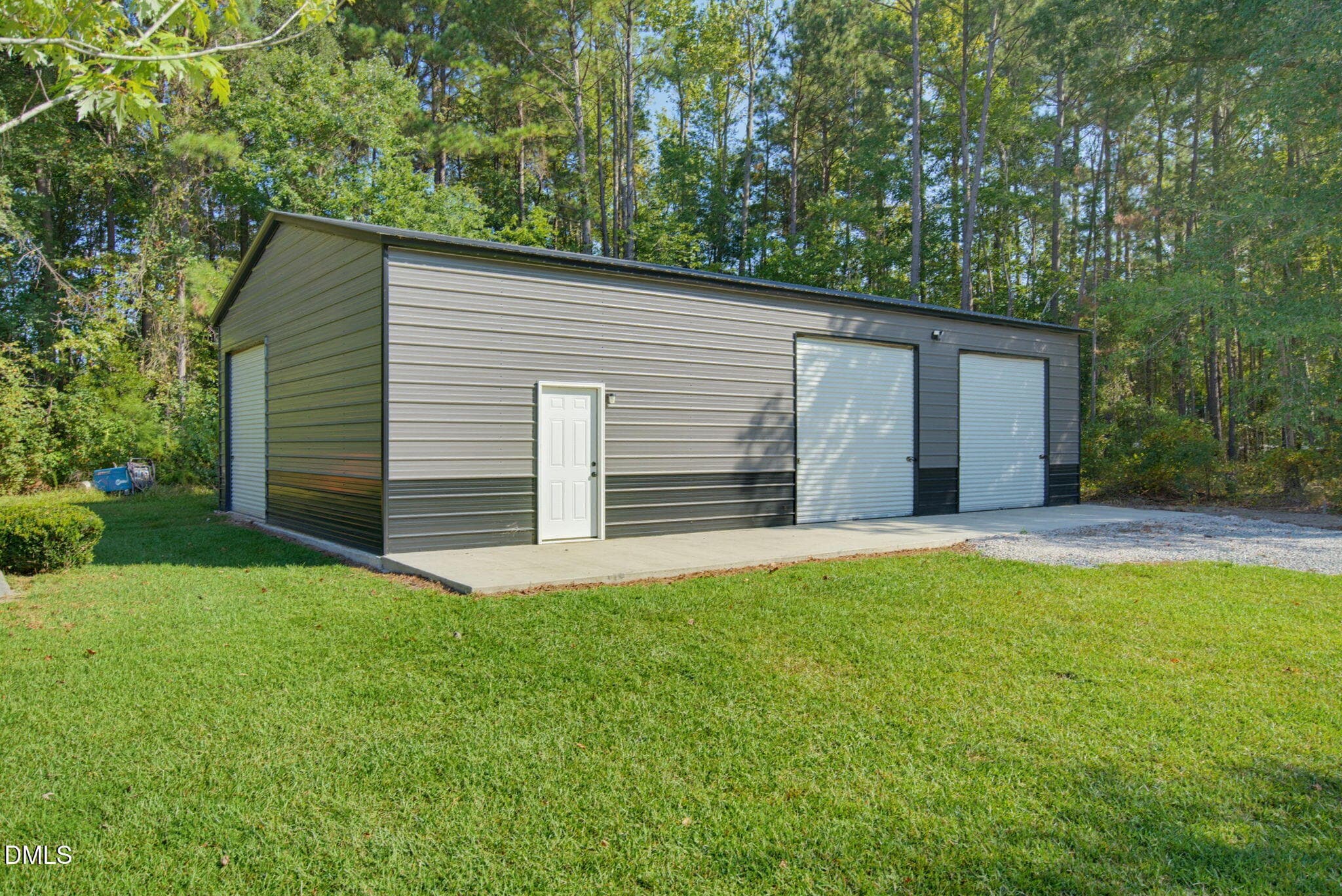 Garage - 705 Thanksgiving Fire Road, Selma, NC 27576