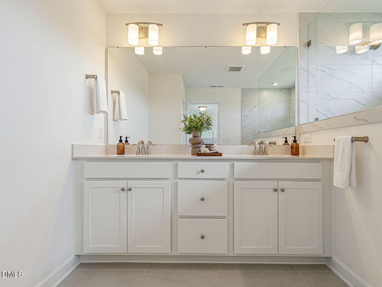 027-1280x960-primary-bath - 64 Tranquility Way, Fuquay Varina, NC 27526