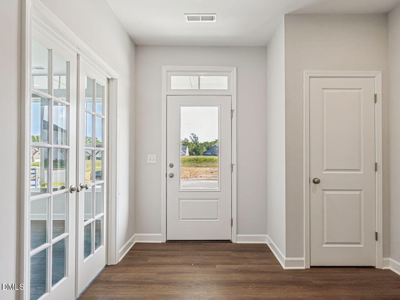 004-1280x960-foyer - 87 Tranquility Way, Fuquay Varina, NC 27526