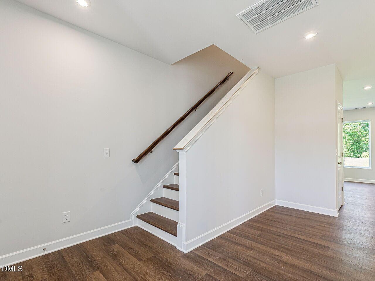 005-1280x960-foyer - 87 Tranquility Way, Fuquay Varina, NC 27526