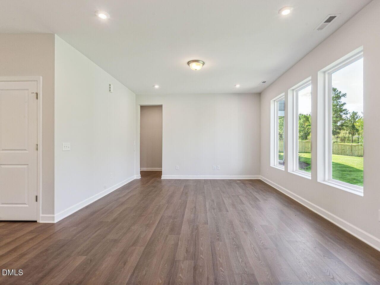 017-1280x960-family-room - 87 Tranquility Way, Fuquay Varina, NC 27526