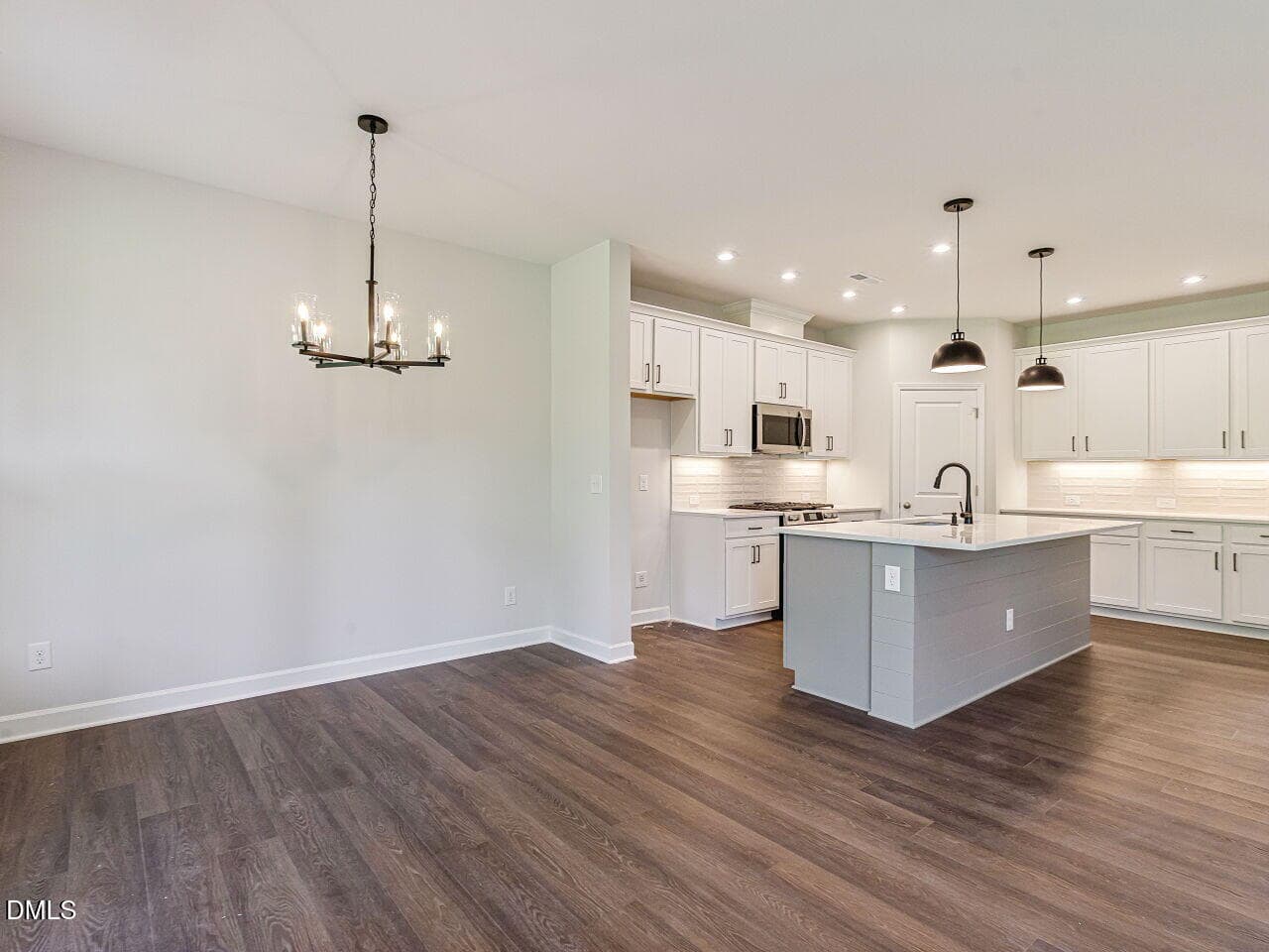 020-1280x960-dining-kitchen - 87 Tranquility Way, Fuquay Varina, NC 27526