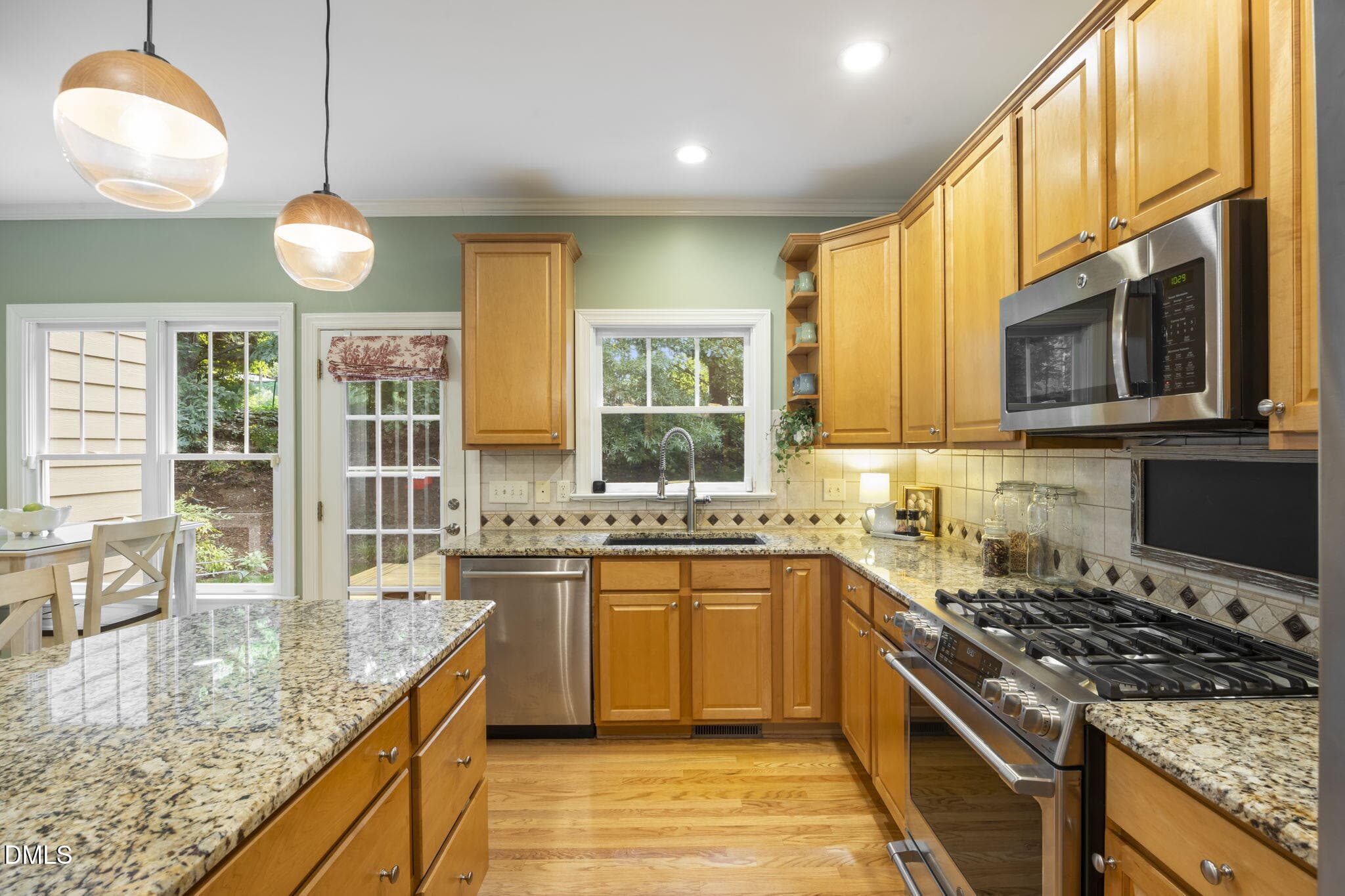 Newer stainless steel appliances - 109 Menteith Court, Apex, NC 27502