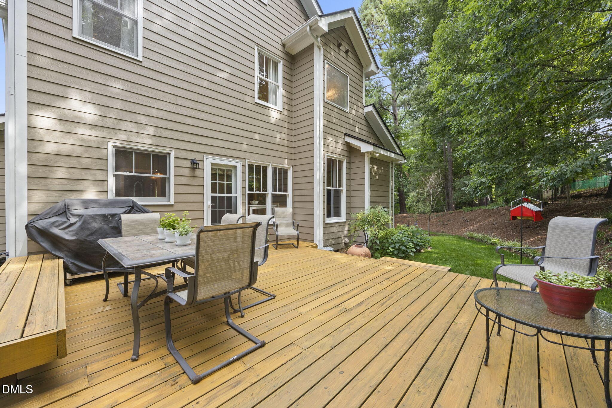 Large deck - 109 Menteith Court, Apex, NC 27502