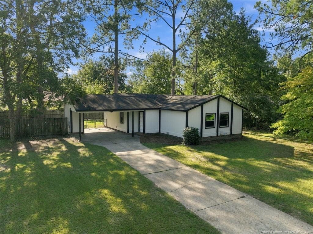 Photo 33 - 3701 Leonard Place, Hope Mills, NC 28348