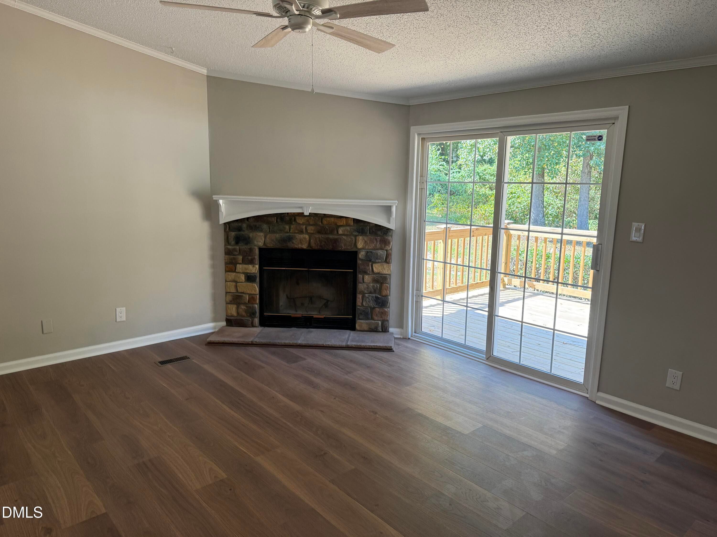 Family Room - 8401 Kenridge Lane, Fuquay Varina, NC 27526