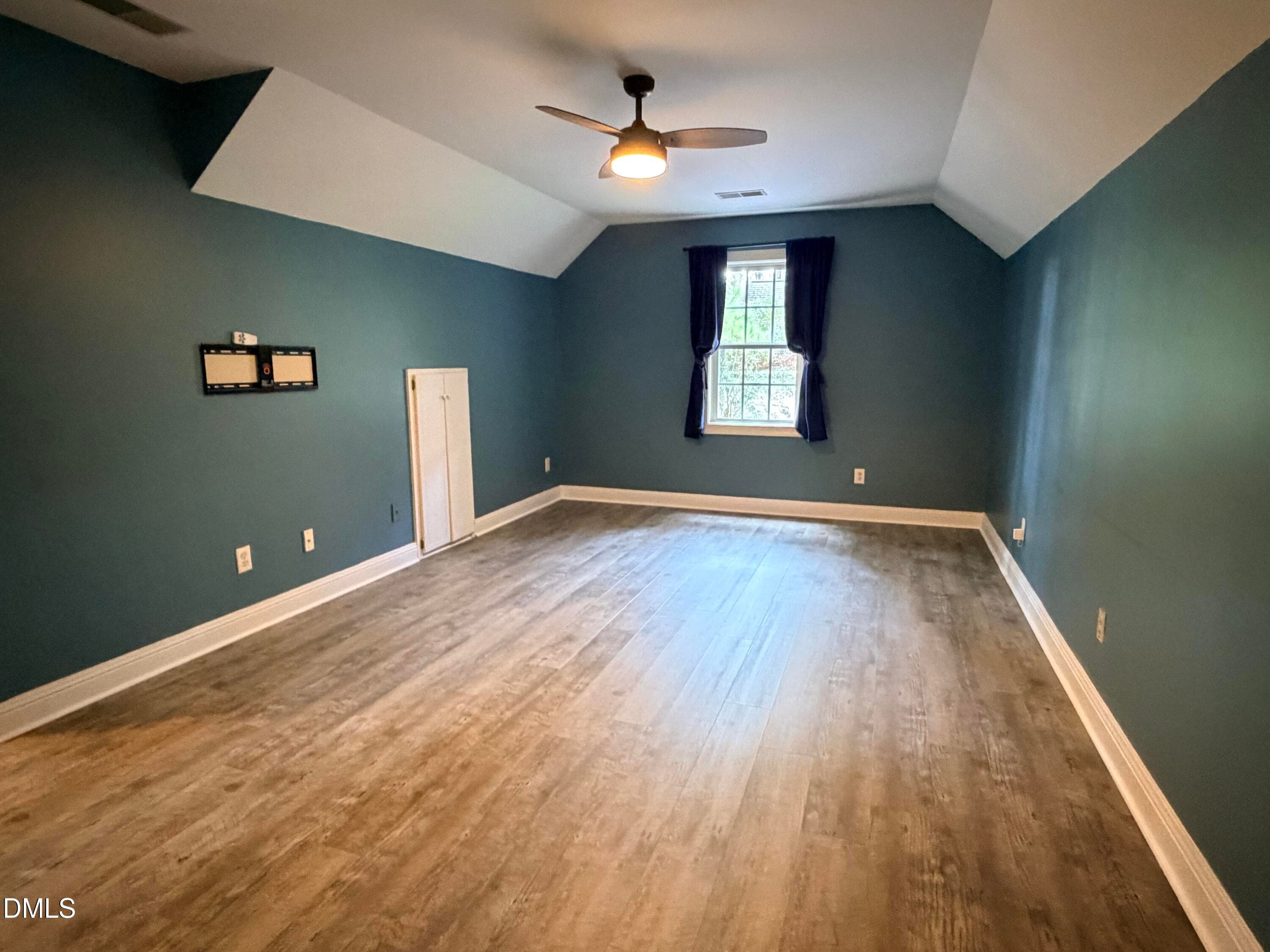1702Timberlaneupstairsbed - 1702 Timberlane Drive, Nashville, NC 27856