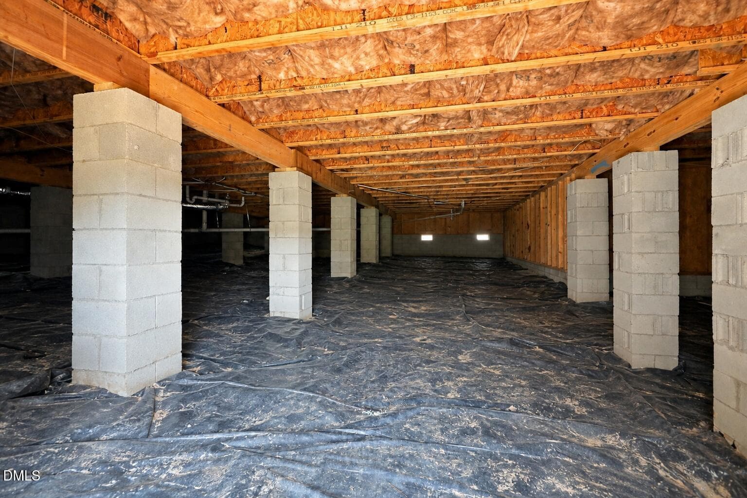 Walk-in Crawl Space - 424 Kings Glen Way, Wake Forest, NC 27587