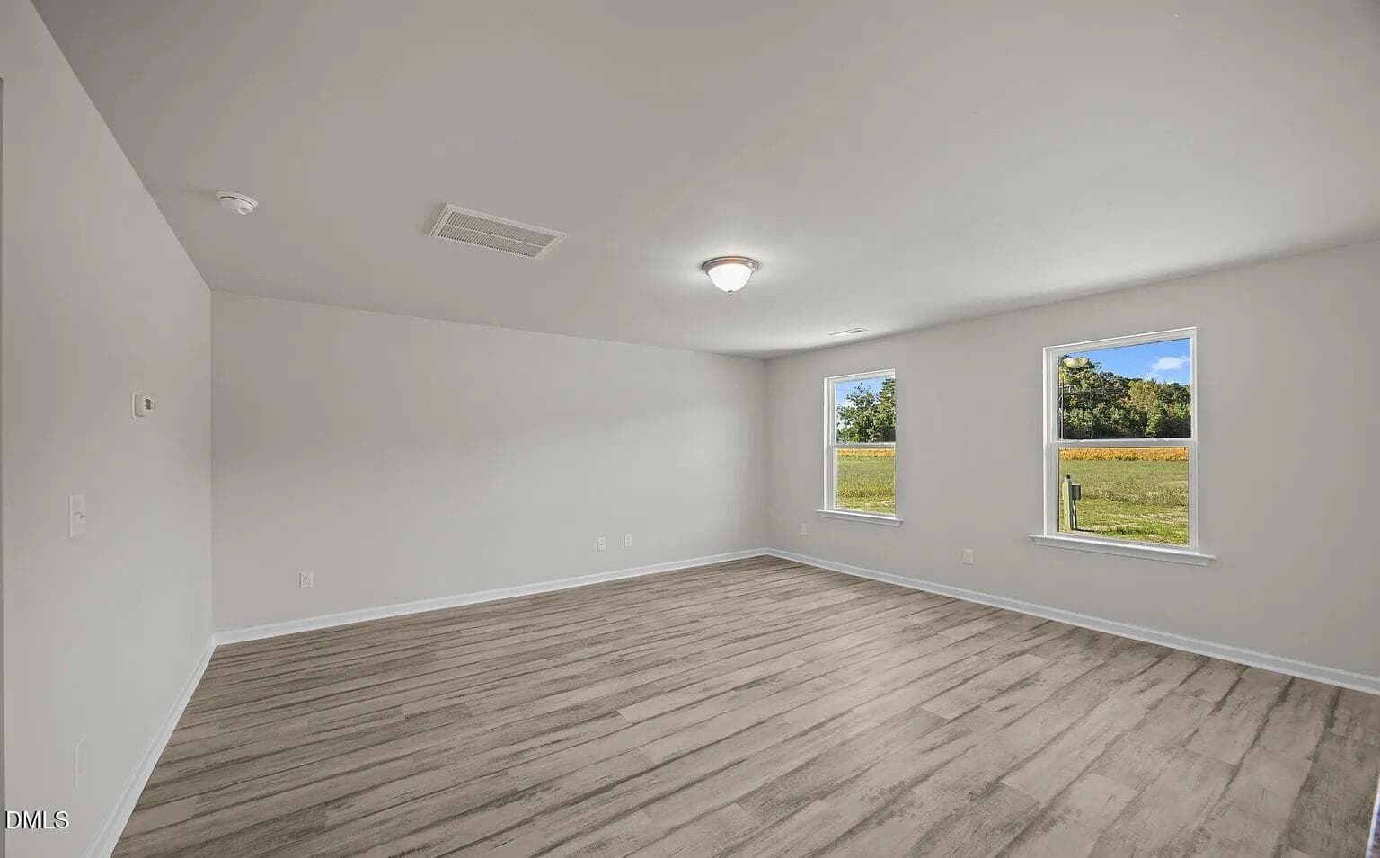 Family Room 2 - 2905 Essex Street, Tarboro, NC 27886