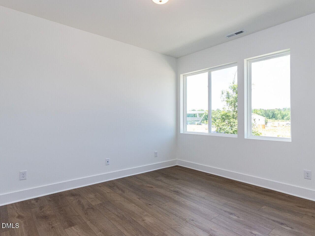 004-1280x960-living-space - 43 Tallgrass Road, Pittsboro, NC 27312