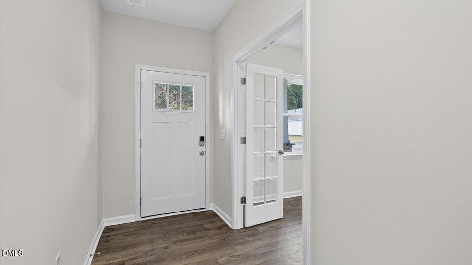 Entryway - 535 Ashley Run, Sanford, NC 27330