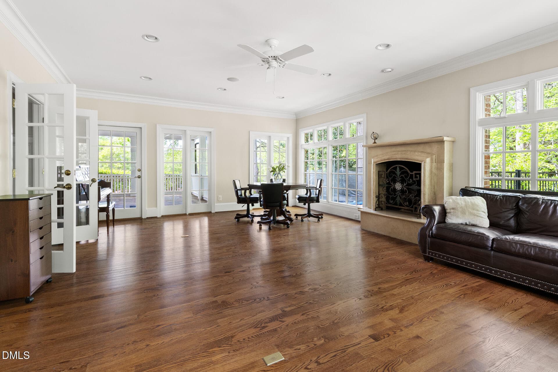 Hosting Room - 101 Quarry Place, Chapel Hill, NC 27517, Chapel Hill