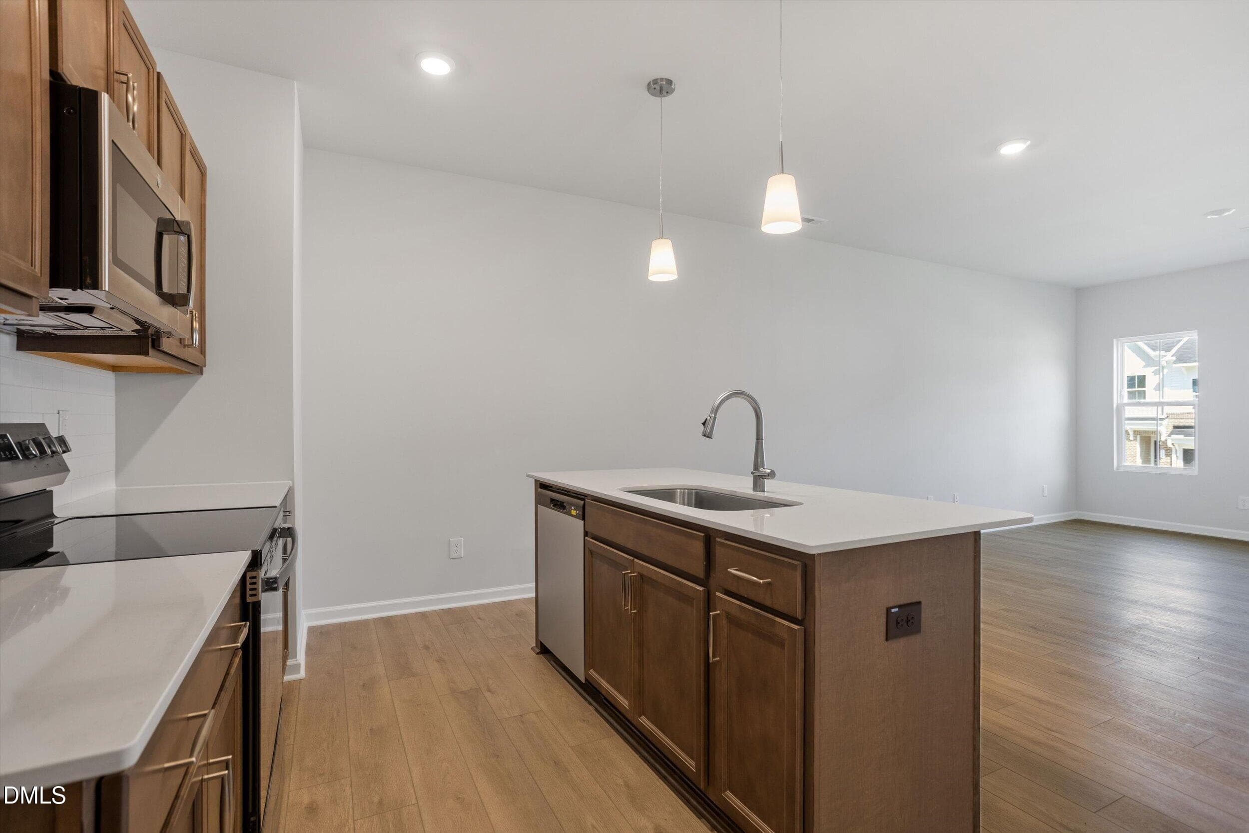 FMWeb06 - 127 Wood Aster Way 297, Garner, NC 27529