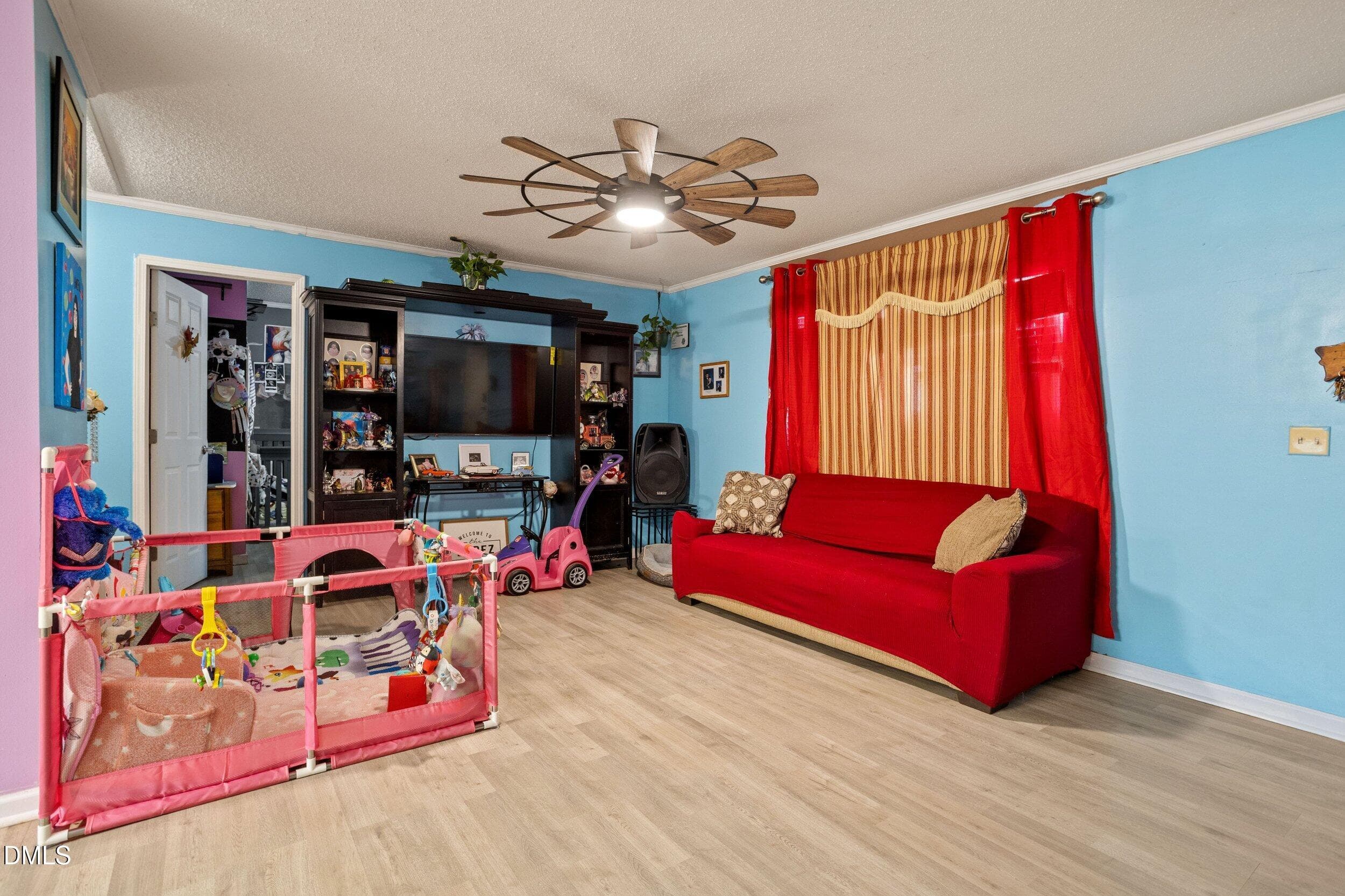 Living 1 1001 Altice Dr - 1001 Altice Drive, Raleigh, NC 27603