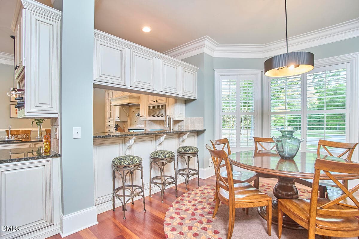 Breakfast Nook - 1717 Halls Mill Road, Hillsborough, NC 27278, Hillsborough