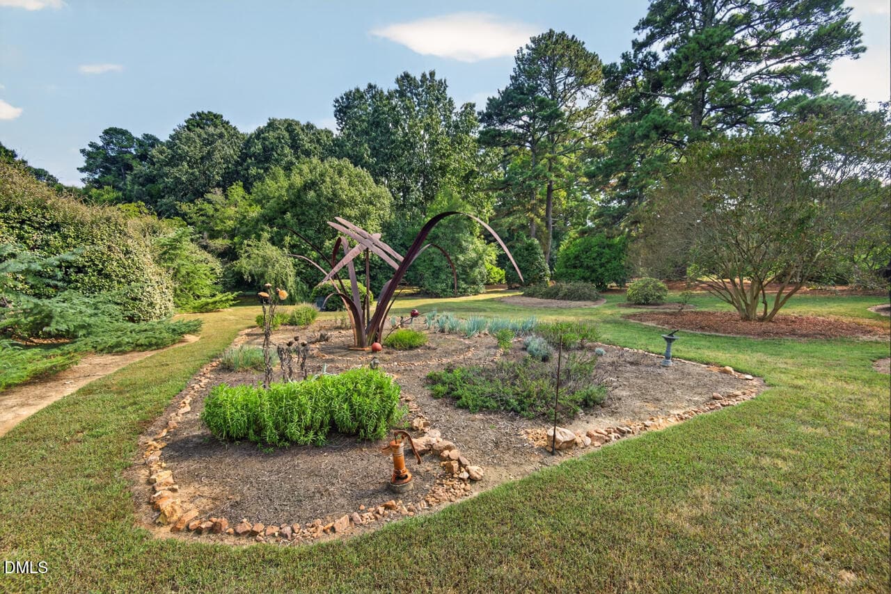 Yard - 2549 Whippletree Drive, Raleigh, NC 27603
