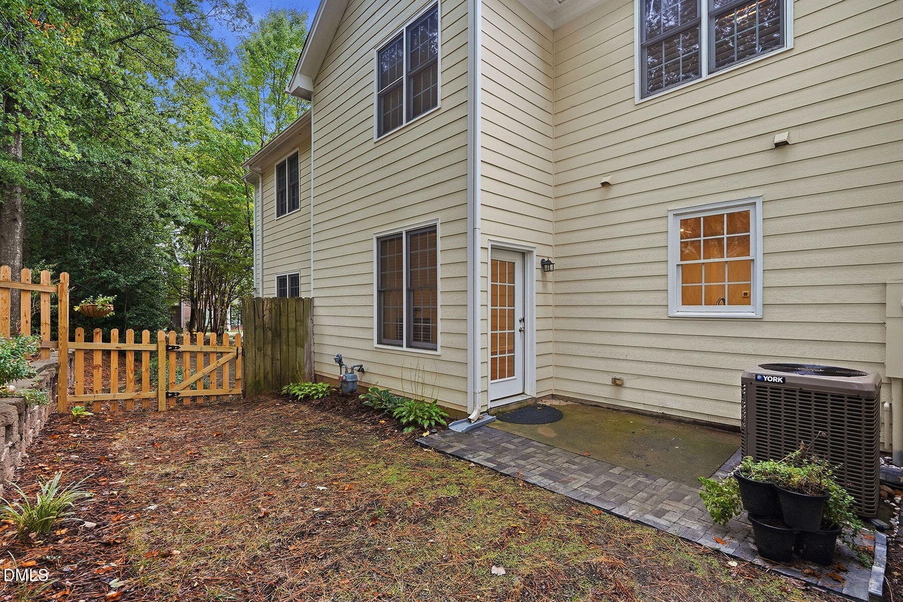 30-web-or-mls-140 Tuska Hill Dr-133 - 140 Tuska Hills Drive, Holly Springs, NC 27540, Holly Springs