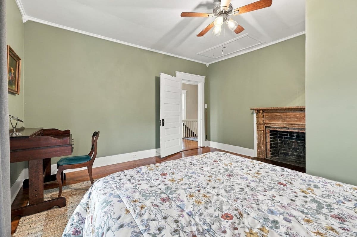46-web-or-mls-IMG_0591_Edit.jpg - 1814 Vale Street, Durham, NC 27703
