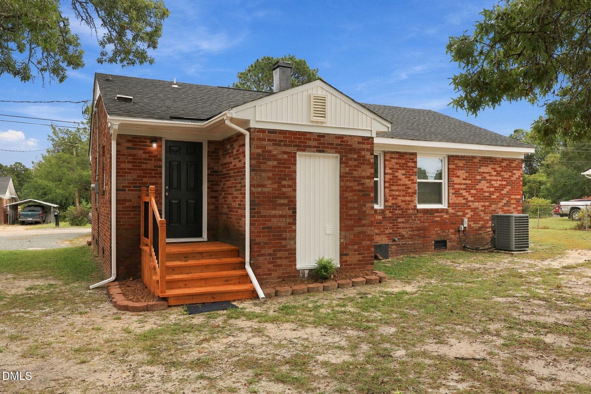 28-web-or-mls-IMG_8702 - 307 Elaine Street, Spring Lake, NC 28390, Spring Lake