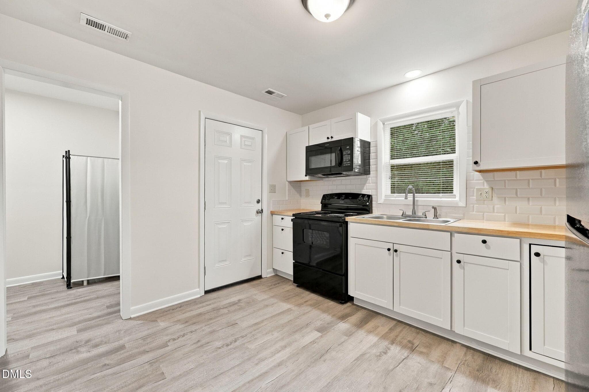 18-web-or-mls-IMG_8649 - 307 Elaine Street, Spring Lake, NC 28390, Spring Lake