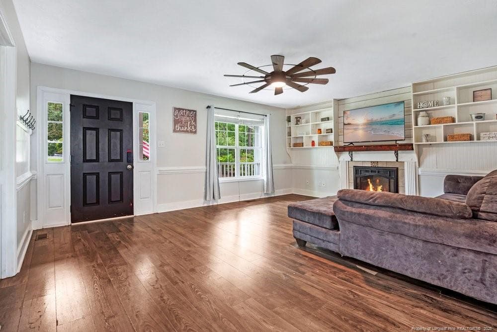 Photo 3 - 314 Woods Lane, Raeford, NC 28376