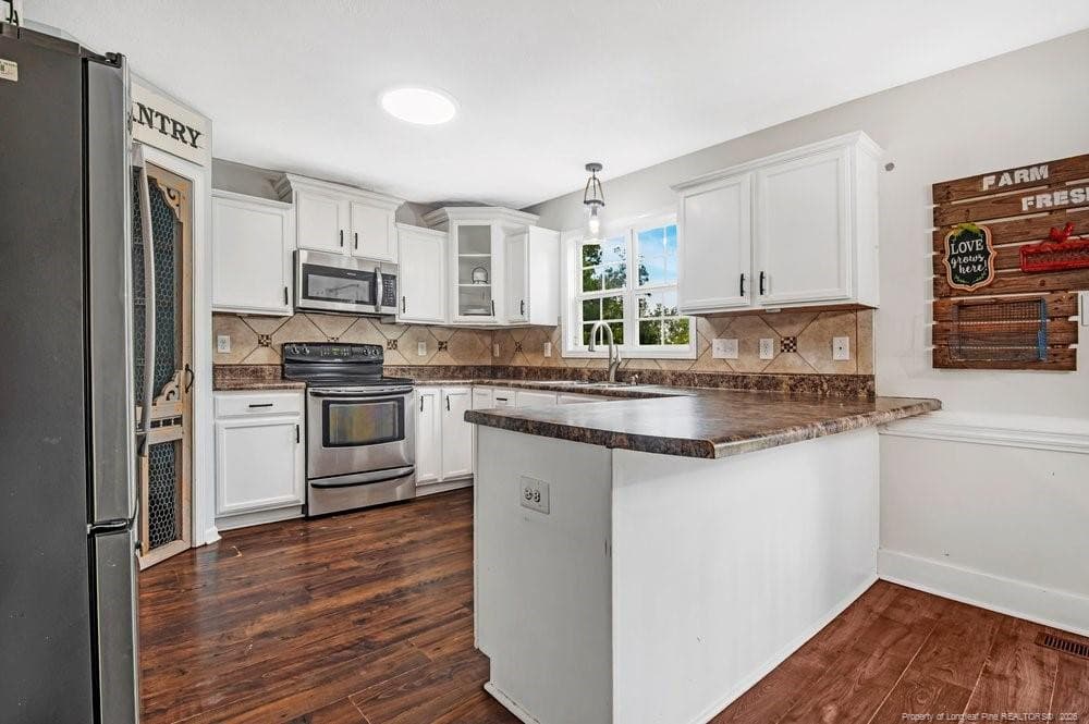 Photo 6 - 314 Woods Lane, Raeford, NC 28376