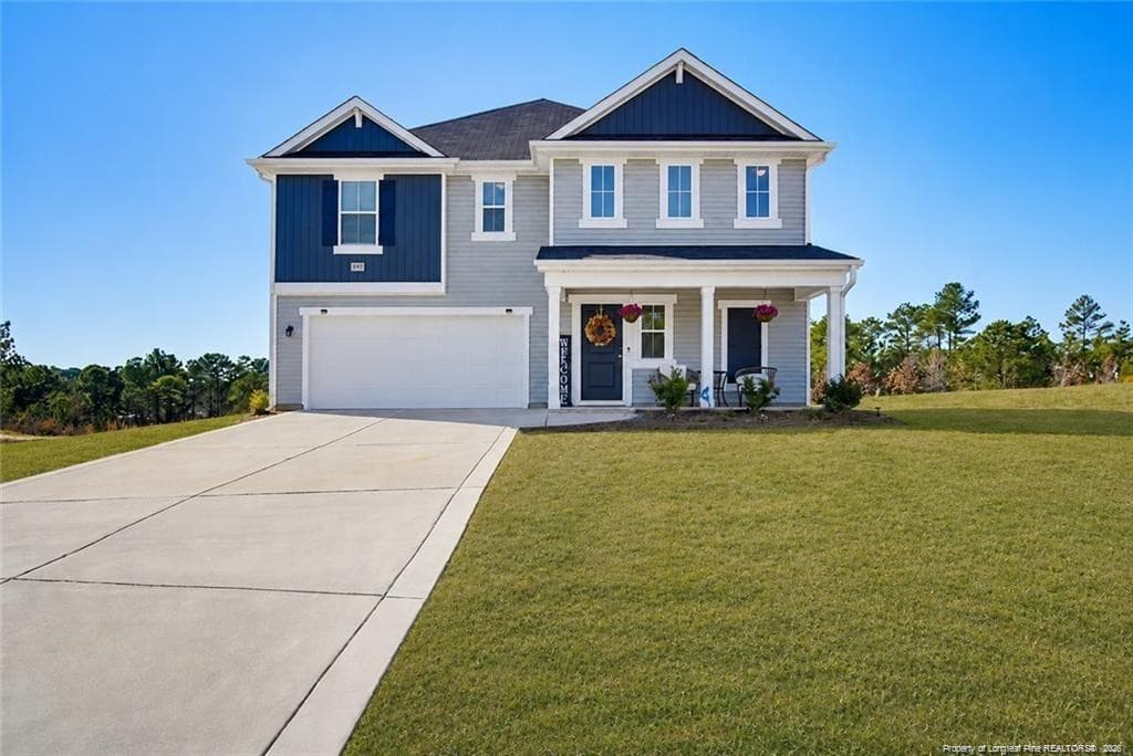 913 Sapphire Stone Lane, Hope Mills, NC 28348