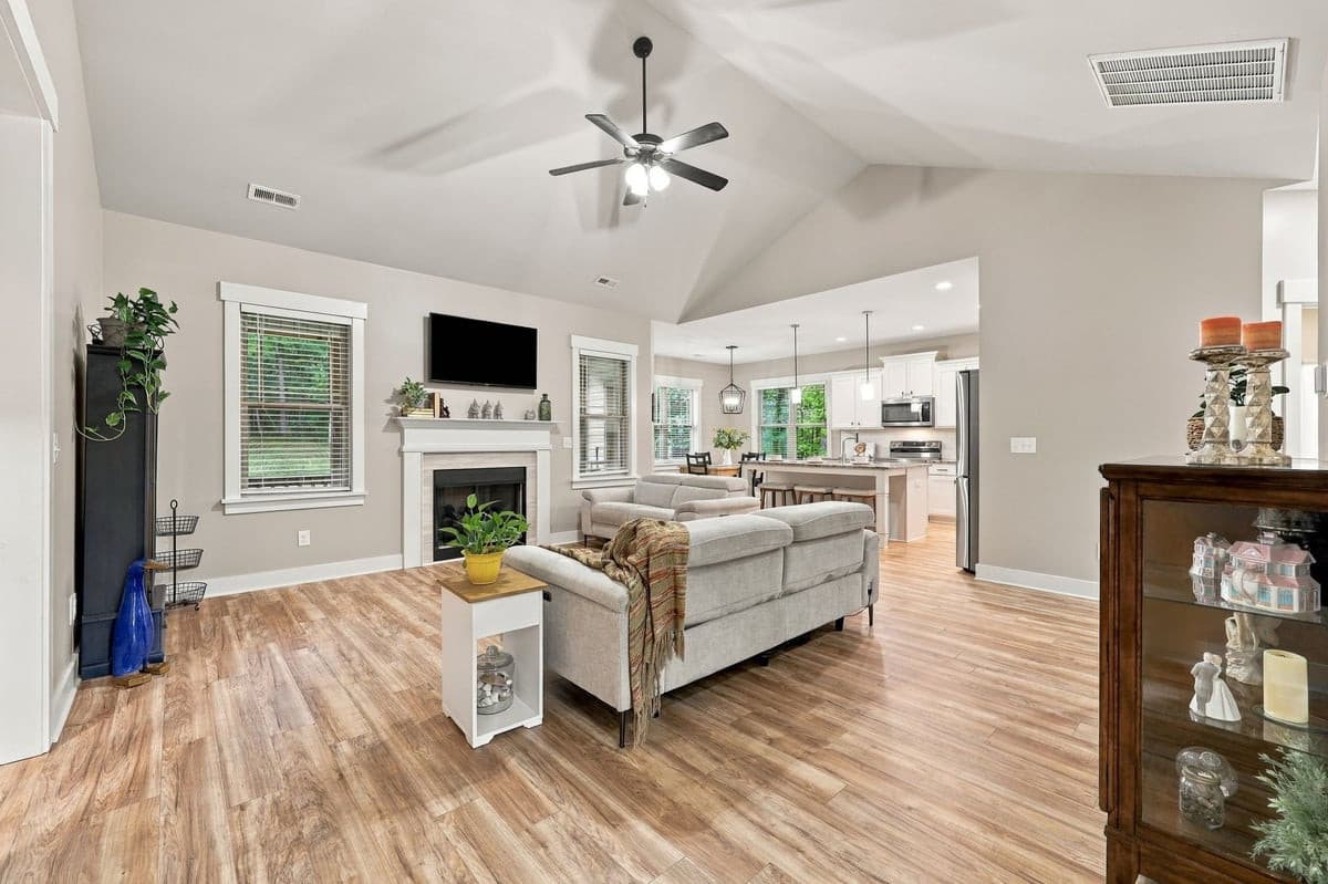 16-web-or-mls-IMG_0176_edit.jpg - 111 Shagbark Lane, Zebulon, NC 27597