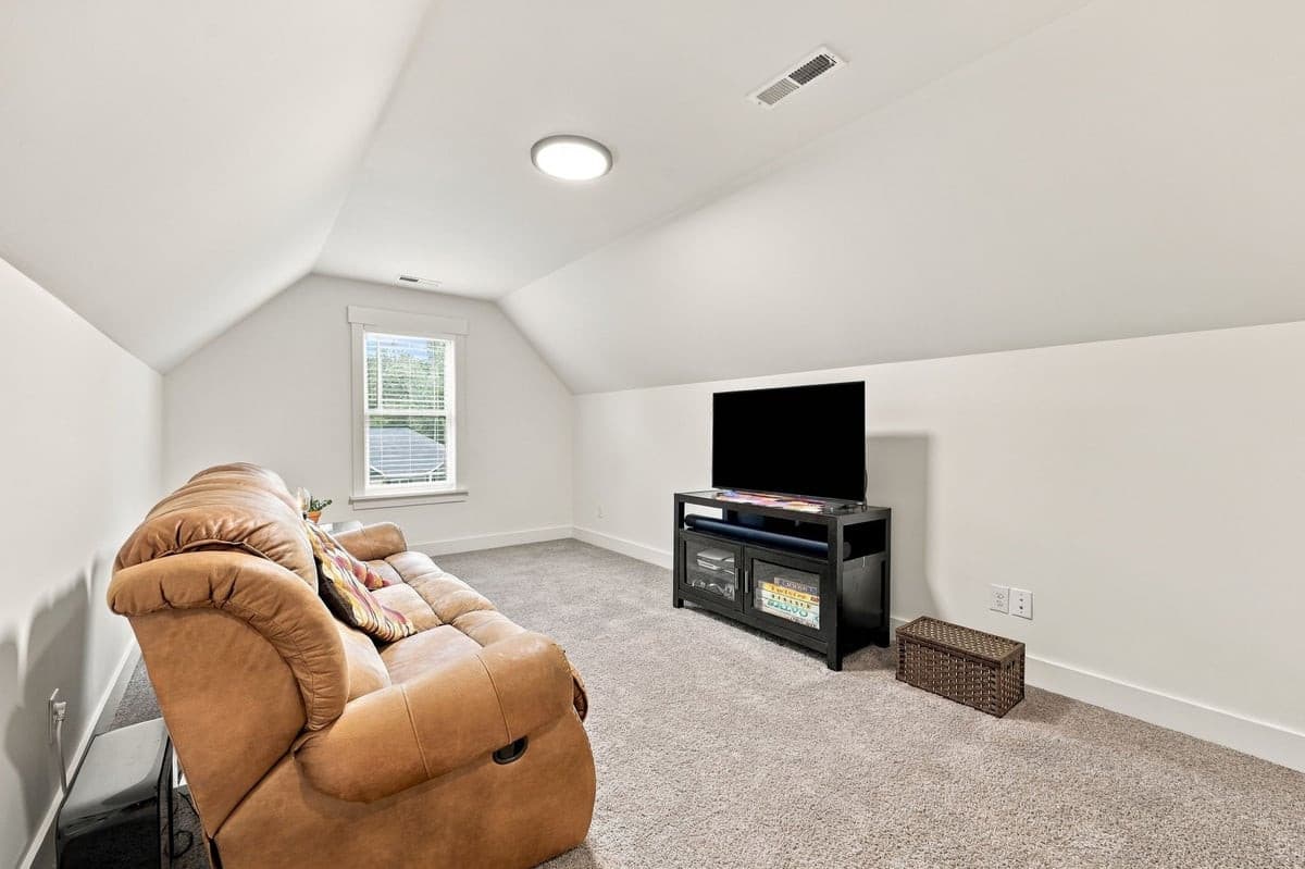 37-web-or-mls-IMG_0242.jpg - 111 Shagbark Lane, Zebulon, NC 27597