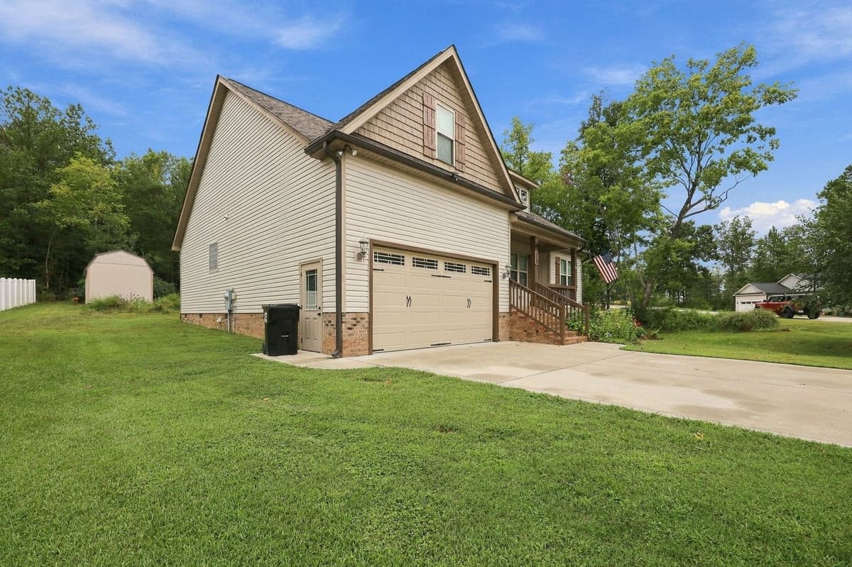 46-web-or-mls-IMG_0256.jpg - 111 Shagbark Lane, Zebulon, NC 27597
