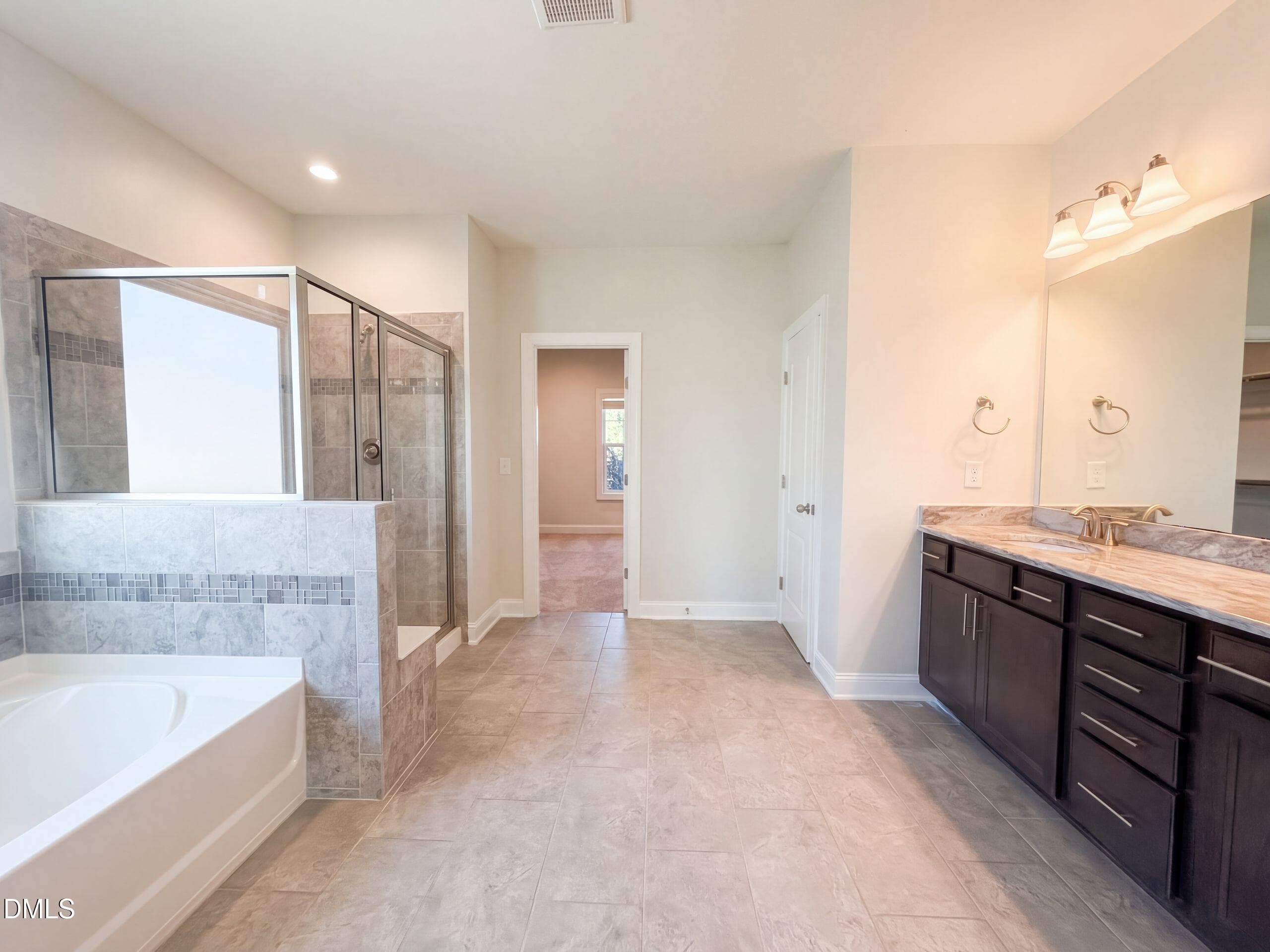 listing_25 - 123 Filigree Way, Durham, NC 27713