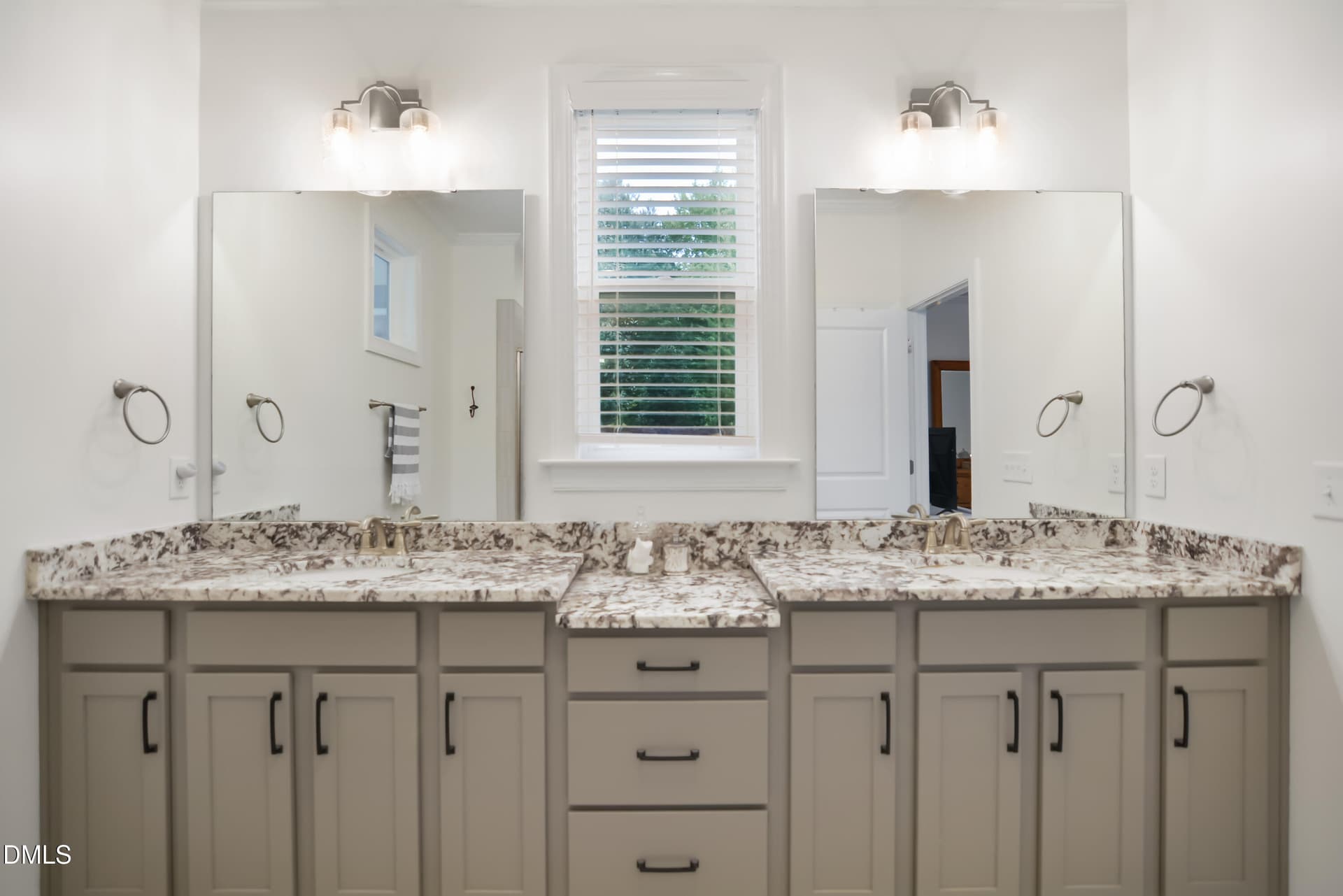 27 - 801 Churton Place, Cary, NC 27518