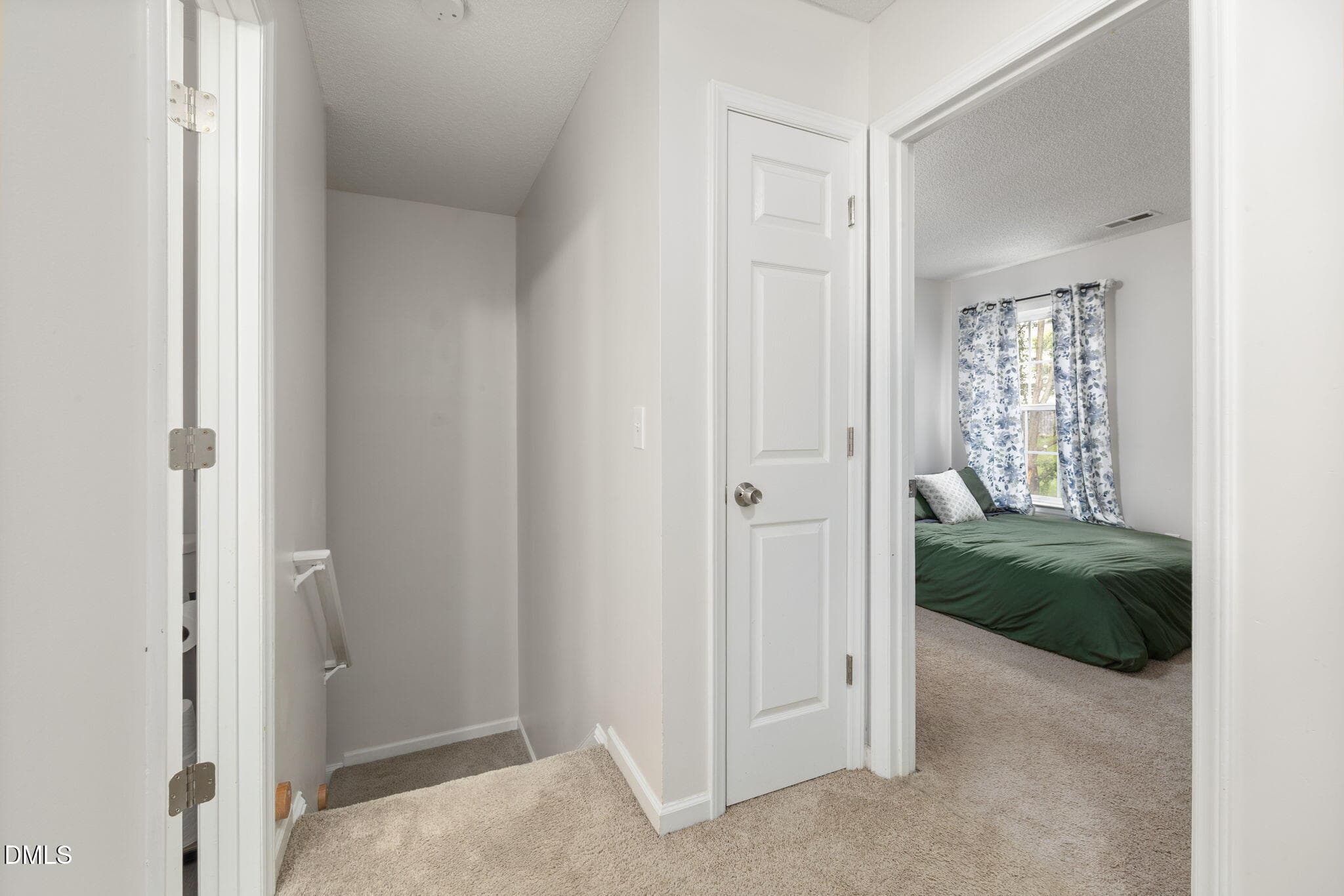 19-web-or-mls-upstairs hall - 5522 Marthonna Way, Raleigh, NC 27616