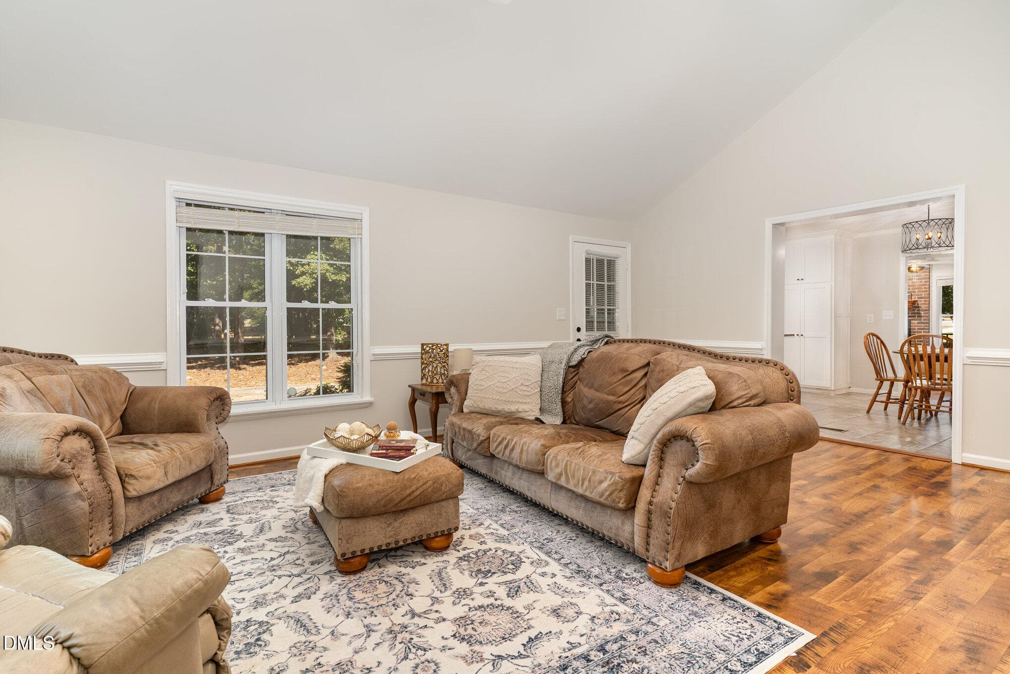 Living Room - 1324 Nc-96, Zebulon, NC 27597