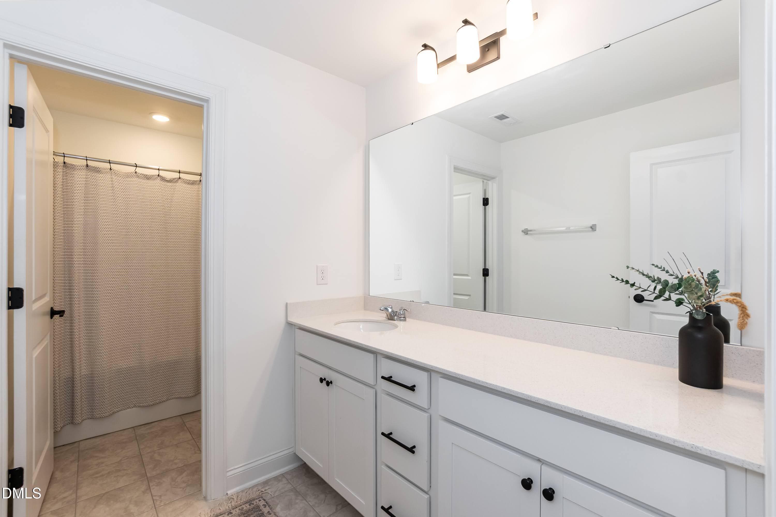 Bathroom 02 - 621 Sun Meadow Drive, Wake Forest, NC 27587