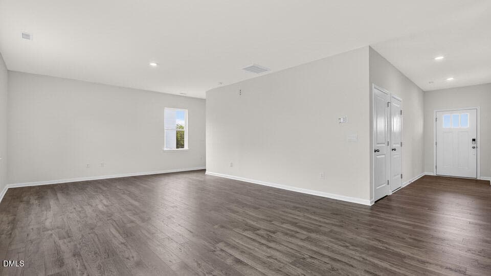 GREAT ROOM & ENTRY WAY - 86 Tiger Eye Drive, Clayton, NC 27520
