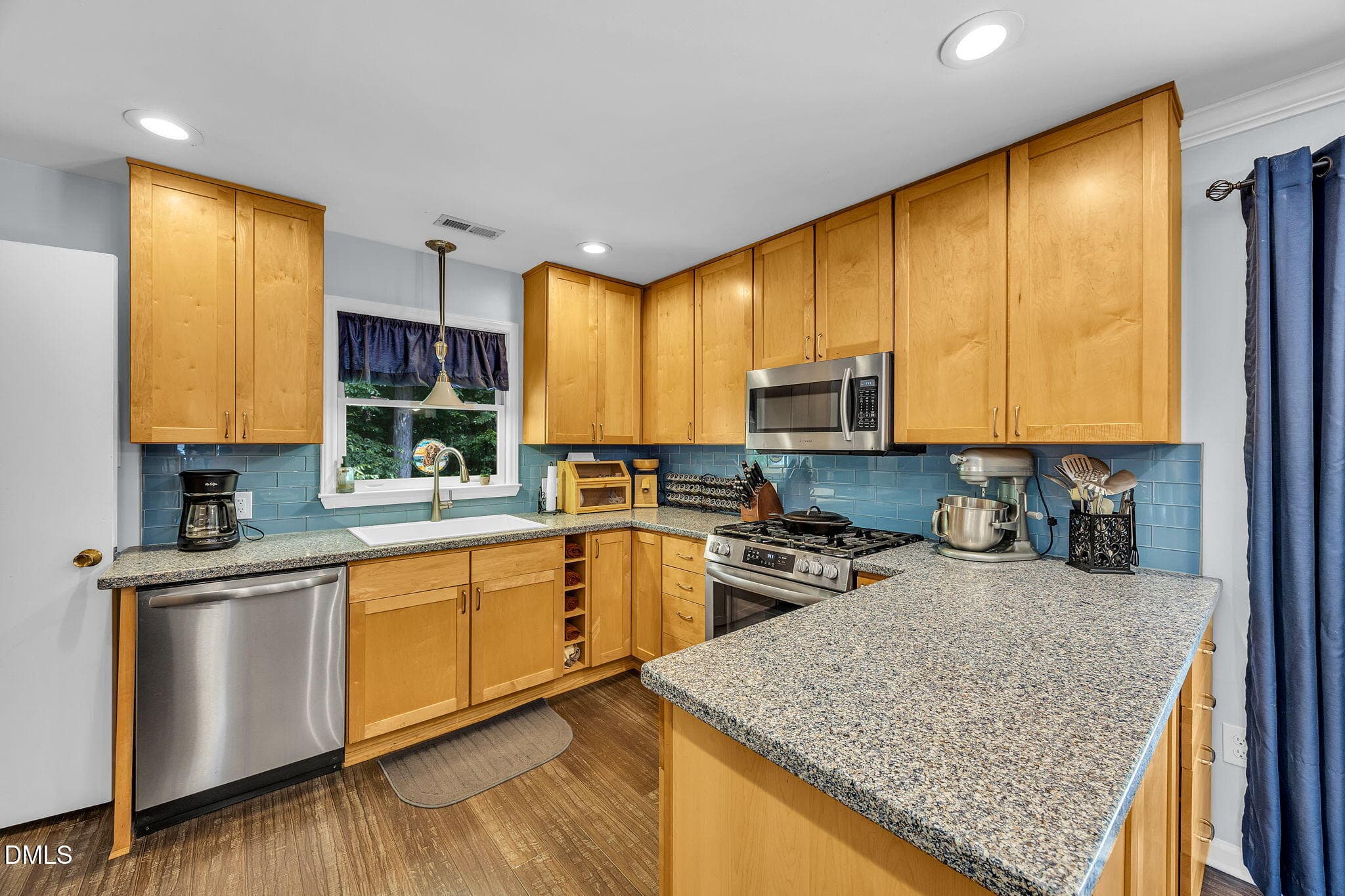 15-web-or-mls-9L1A9926 - 4405 Easley Street, Durham, NC 27705