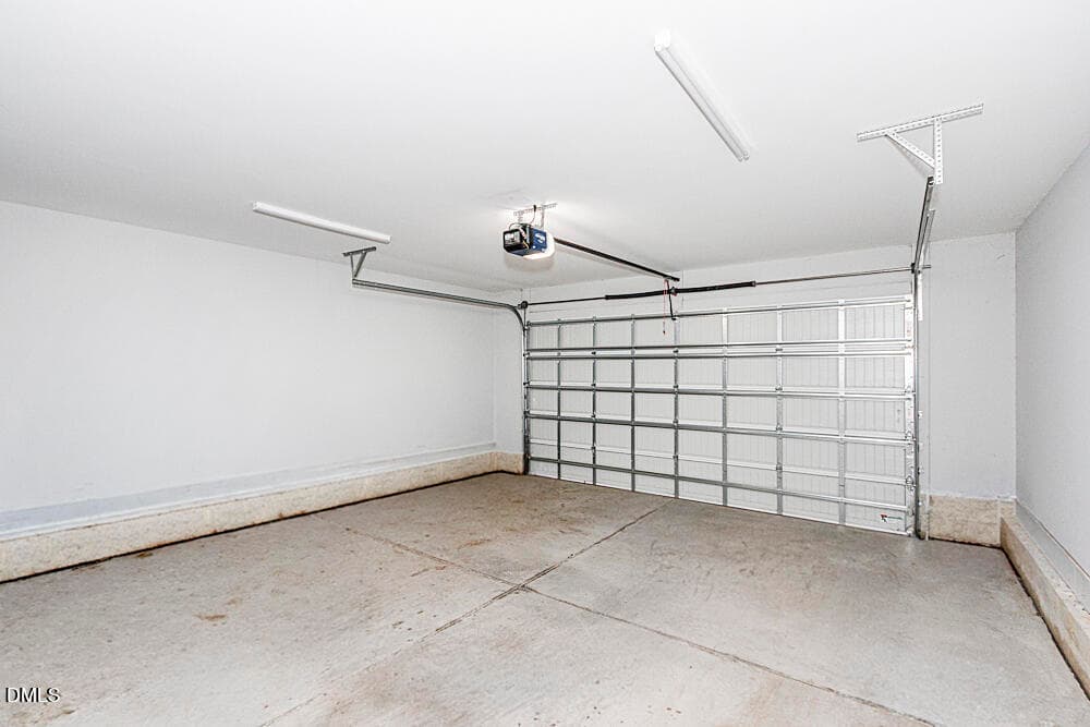 Attached 2 Car Garage - 1787 Bedfordshire Road, Nashville, NC 27856, Nashville