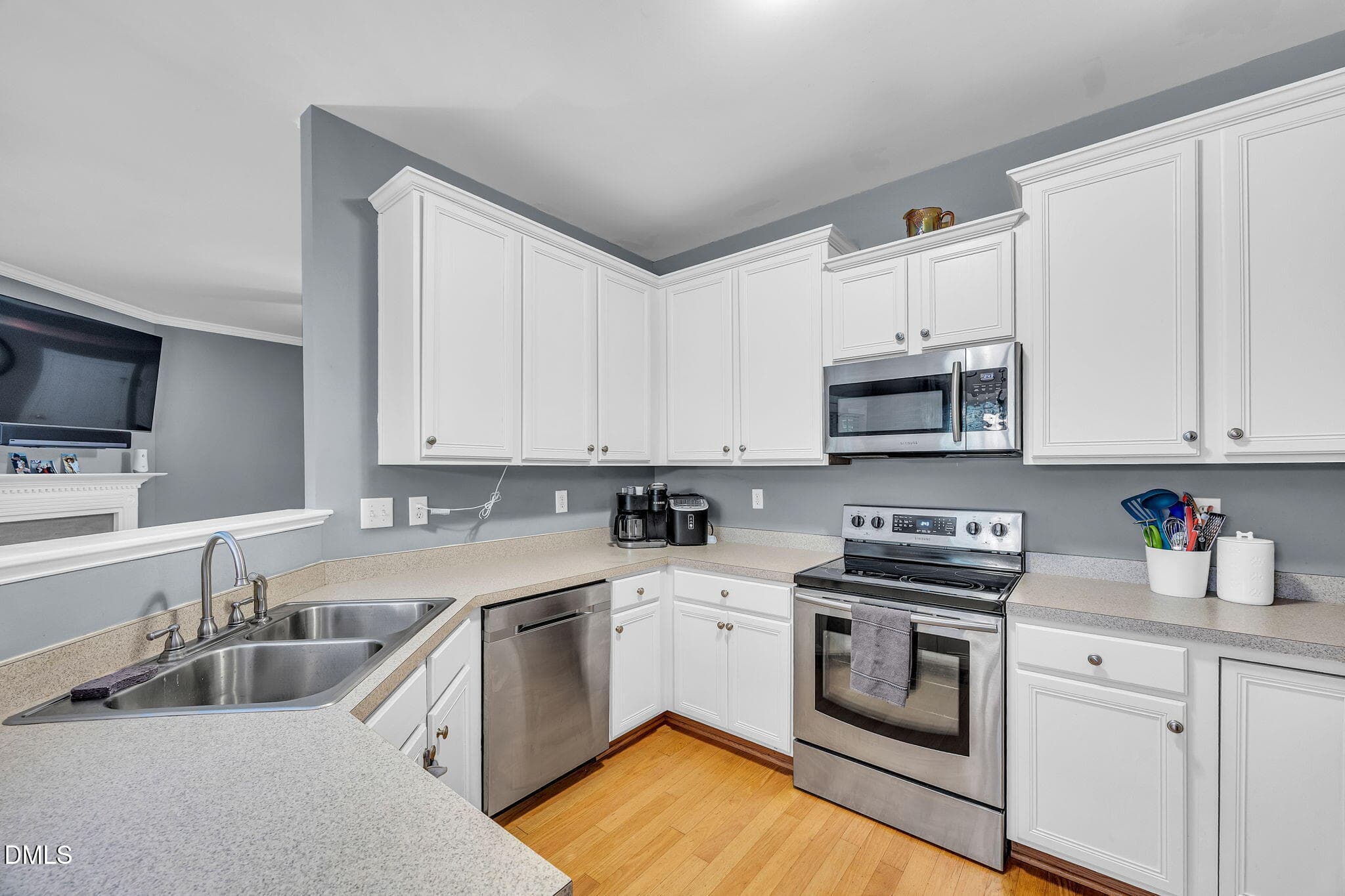 14-web-or-mls-9L1A0131 - 762 Parkside Townes Court, Wake Forest, NC 27587