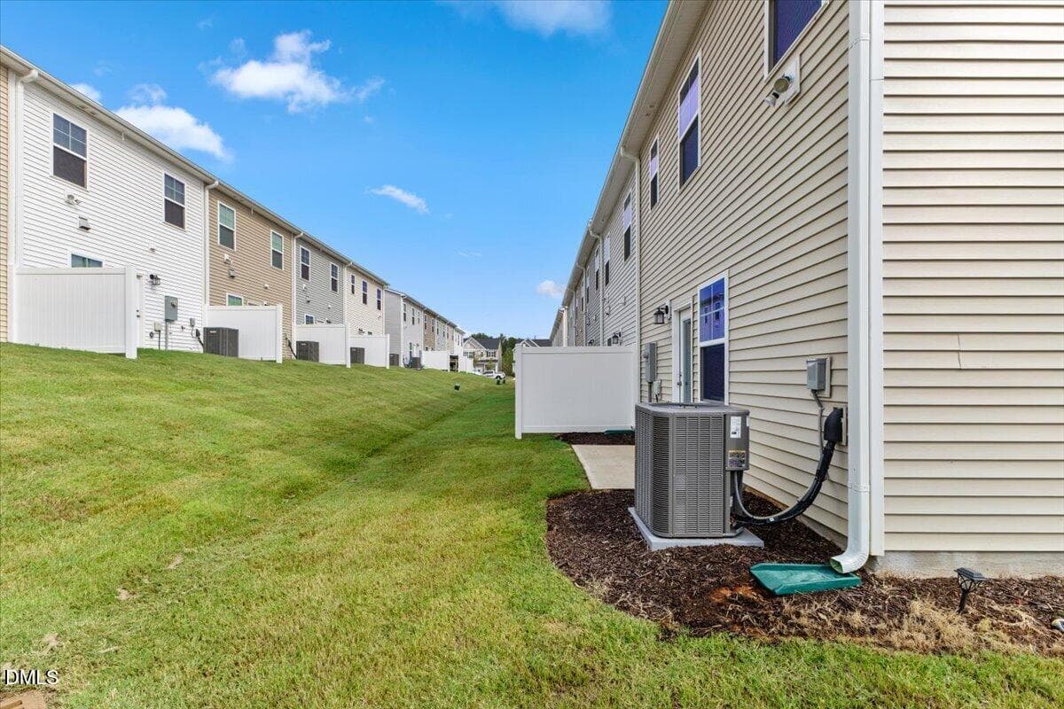46-1279 Willow Tree Wy - 1279 Willow Tree Way, Graham, NC 27253