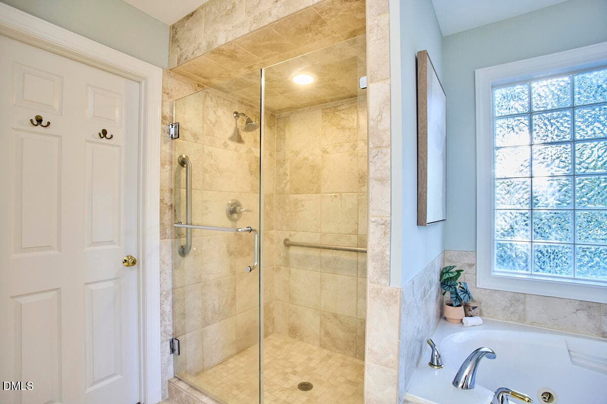 039 - 4402 Myers Park Drive, Durham, NC 27705