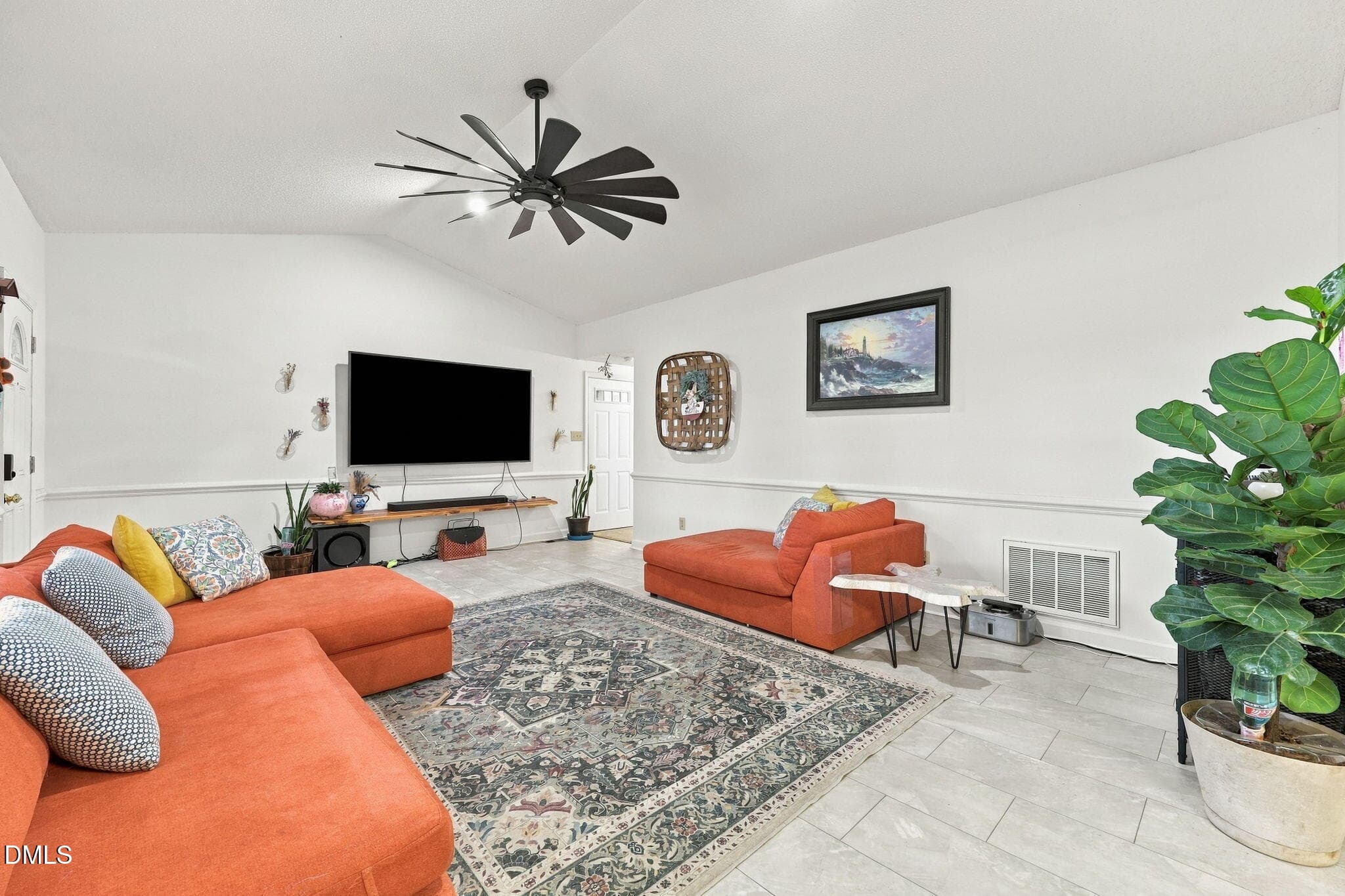 family room - 3887 Plainview Church Road, Angier, NC 27501