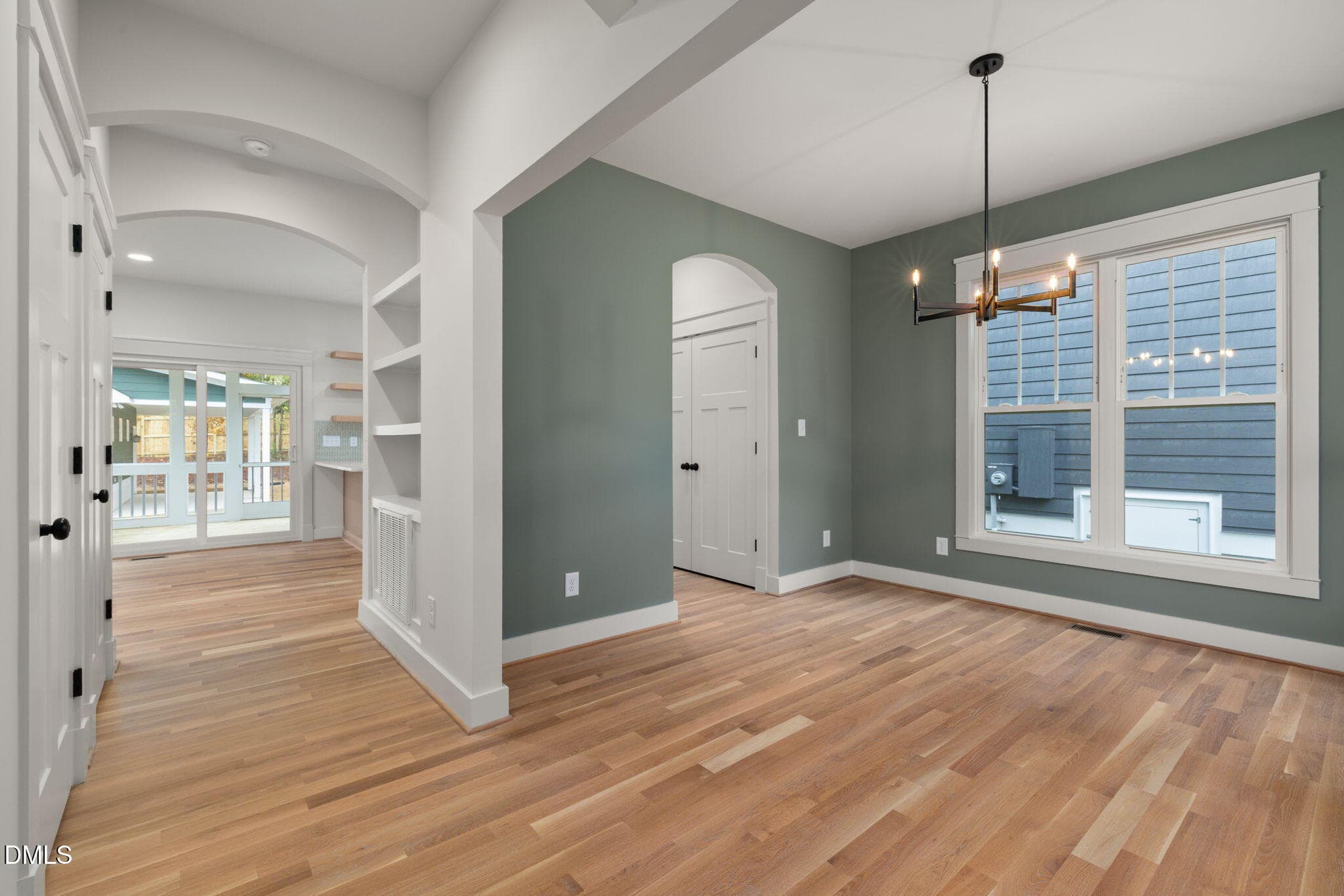 Example Dining - 1008 Forrestal Place, Durham, NC 27707