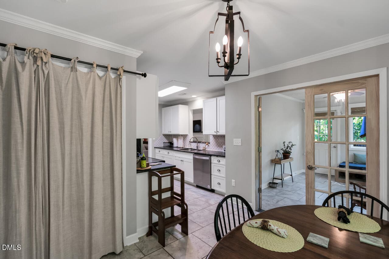 28 (5) - 4 Trump Court, Durham, NC 27703