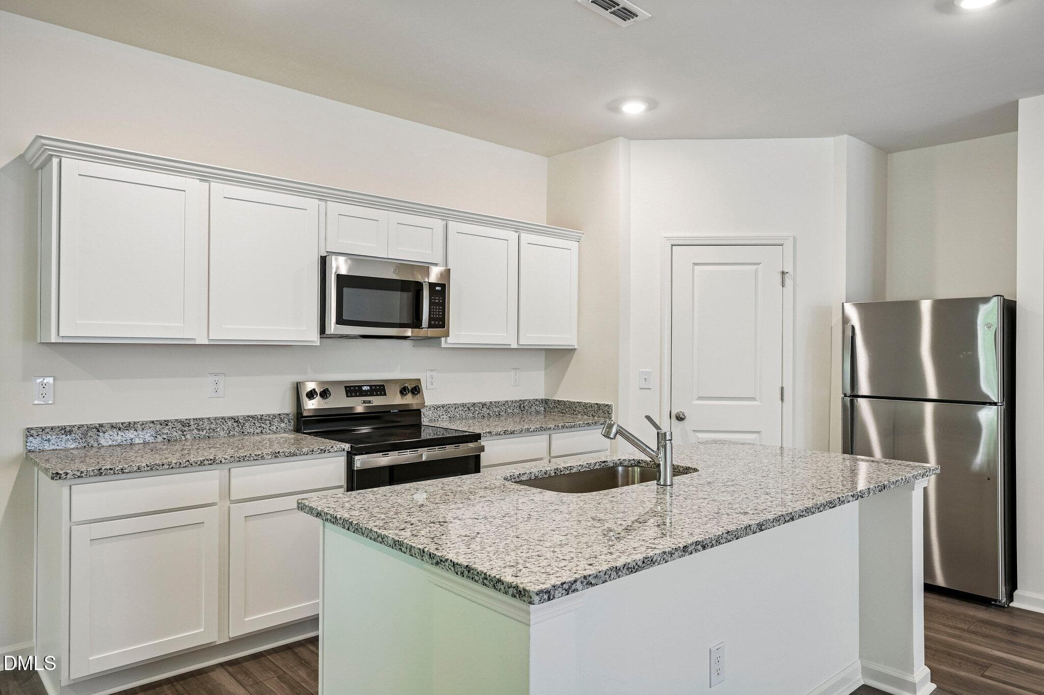 SL_Clay_Kitchen_a (1) - 871 Hanford Landing Drive, Graham, NC 27253
