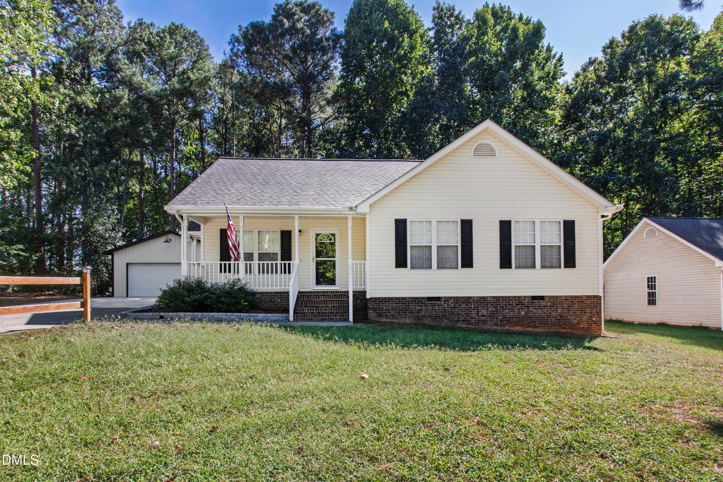 25 Beaver Ridge Drive, Youngsville, NC 27596