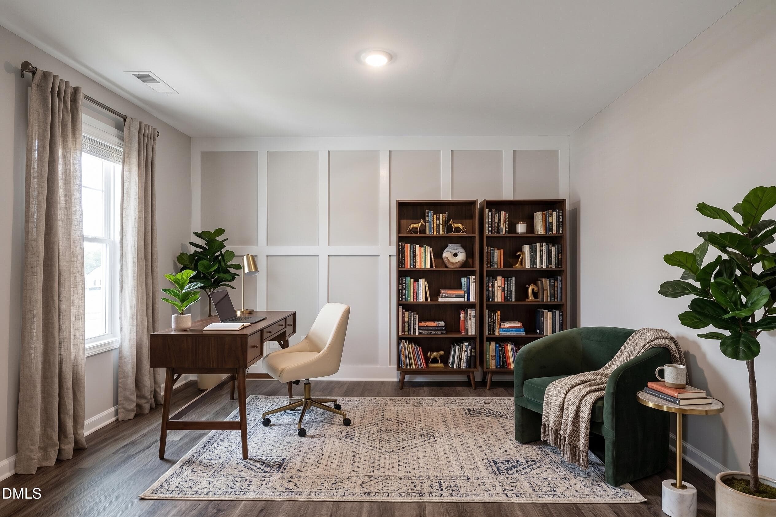 Room Downstairs - 25 W Emily Gardens Drive, Selma, NC 27576