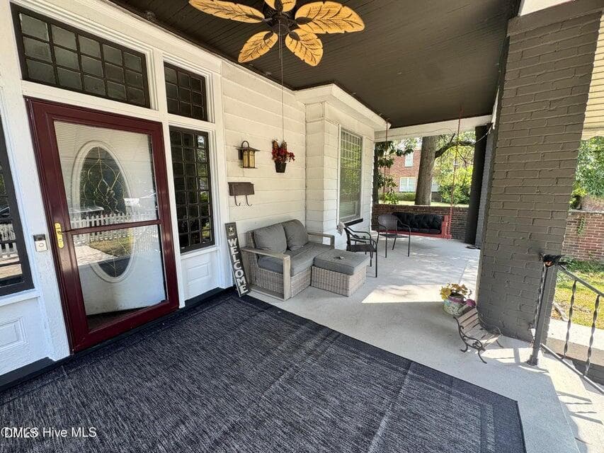 Front Porch - 204 Gray Street NE, Wilson, NC 27893