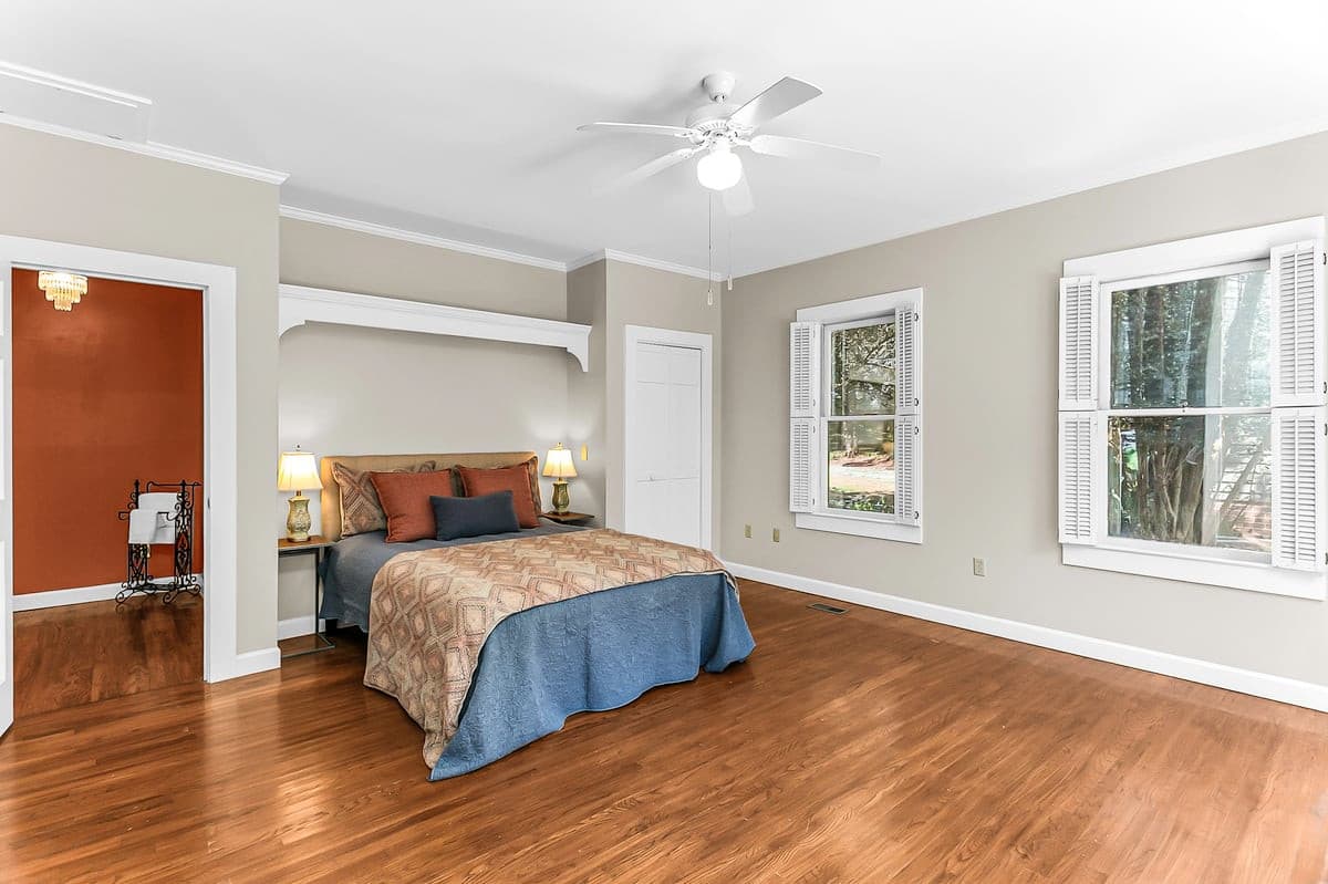 Photo 20 - 114 N Occoneechee Street, Hillsborough, NC 27278, Hillsborough
