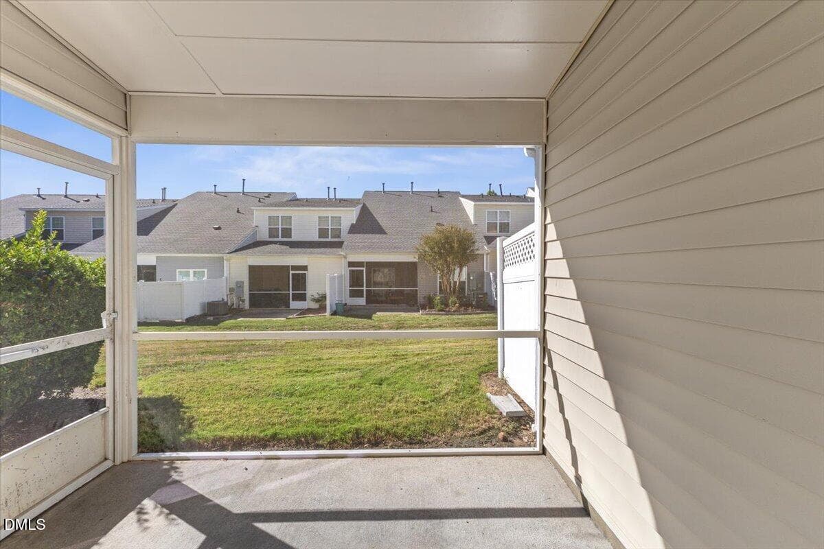 45-7209 Ladbrooke St - 7209 Ladbrooke Street, Raleigh, NC 27617